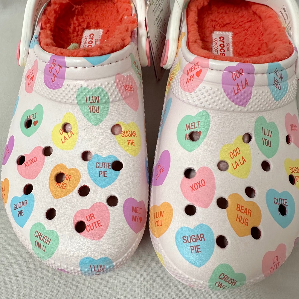 Crocs Classic Lined Clog Sweethearts Candy Hearts Women US Size 7 Men's 5 NWT - Picture 5 of 11